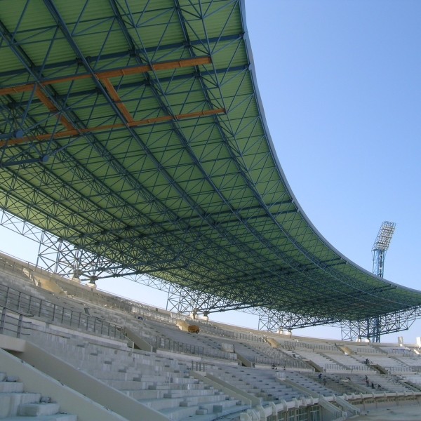 Olympiastadiondach-Heraklion-1.JPG